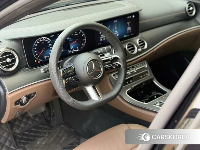 Mercedes-Benz E-class id 4278047 из Китая 10
