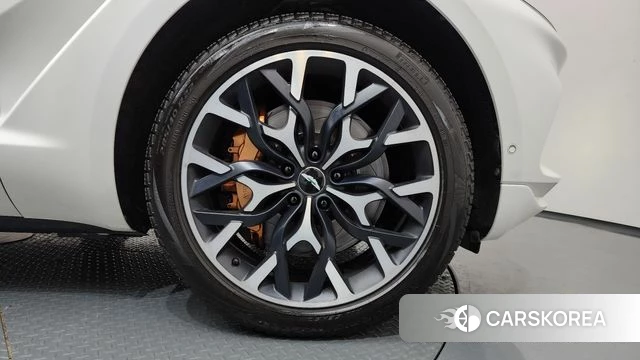 Aston Martin DBX id 3827896 из Кореи 15