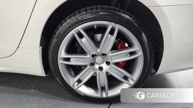 Maserati Quattroporte id 3530244 из Кореи 15
