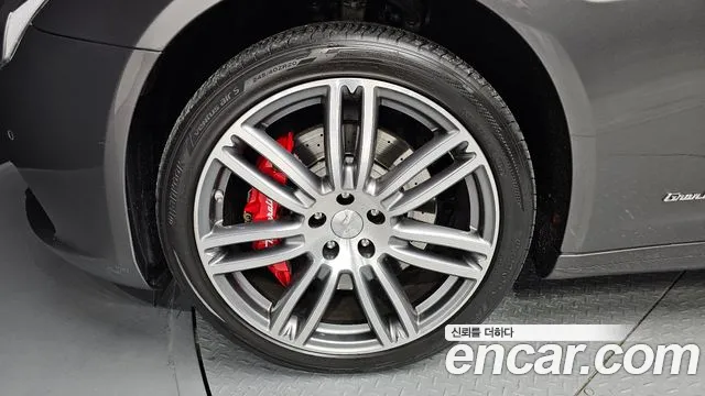 Maserati Quattroporte id 2462883 из Кореи 15