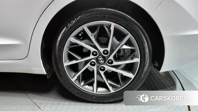 Hyundai The New Avante AD id 3828970 из Кореи 15