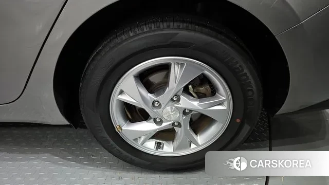 Hyundai Avante (CN7) id 3203132 из Кореи 15