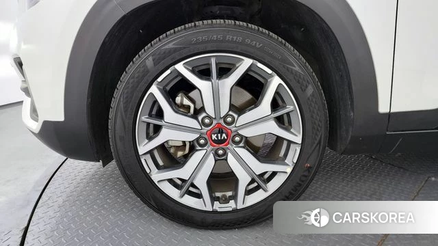 Kia Seltos id 3885726 из Кореи 15