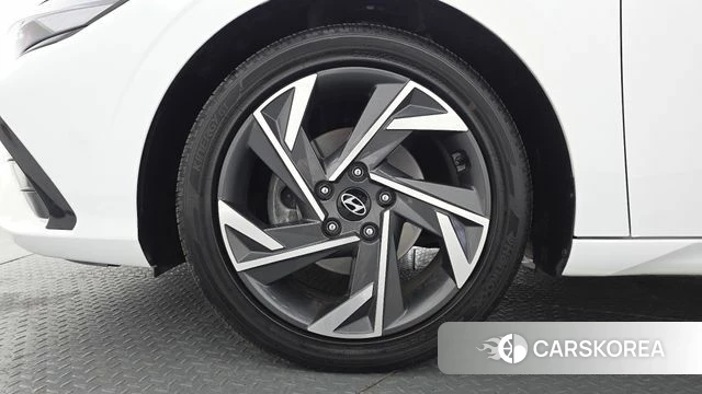 Hyundai The New Avante (CN7) id 4185926 из Кореи 15