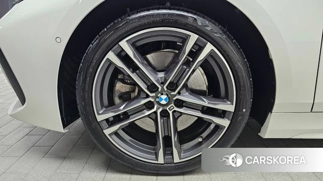 BMW 1 Series (F40) id 4457618 из Кореи 29