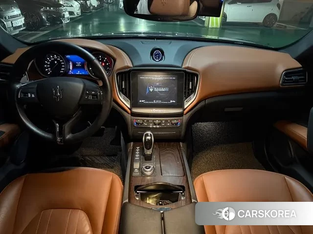 Maserati Ghibli id 3085473 из Кореи 10