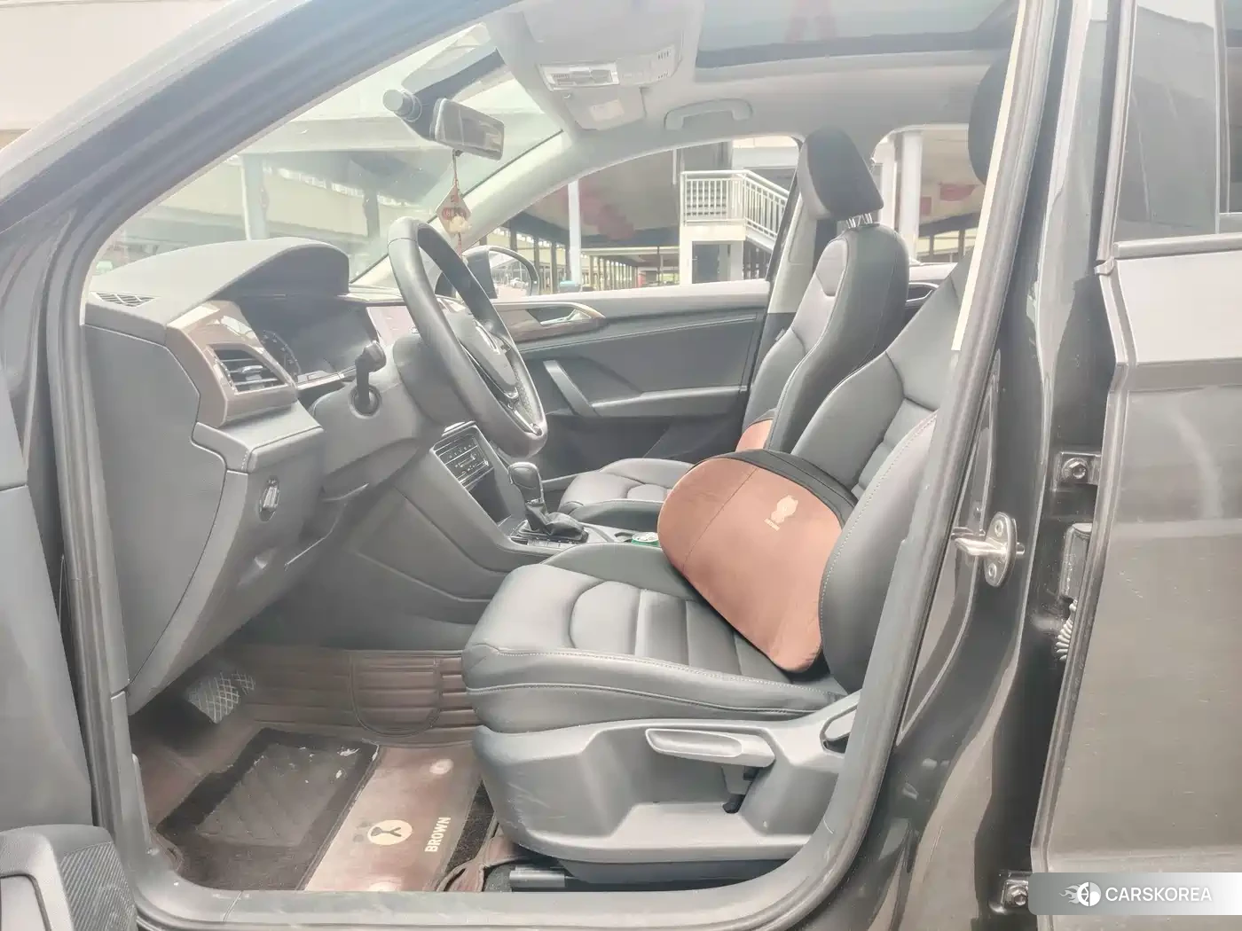 Volkswagen Tharu 2022 Silver/gray из Китая, фото 6