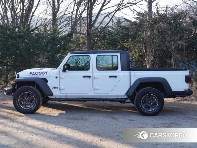 Jeep Gladiator (JT) id 3702689 из Кореи 15