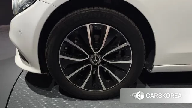 Mercedes-Benz C-Class W205 id 2990669 из Кореи 15