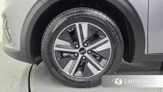 Kia The New Niro id 4231779 из Кореи 15