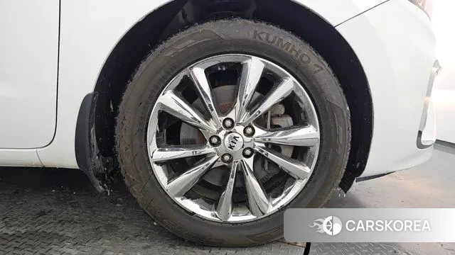 Kia The New Carnival id 3647199 из Кореи 15