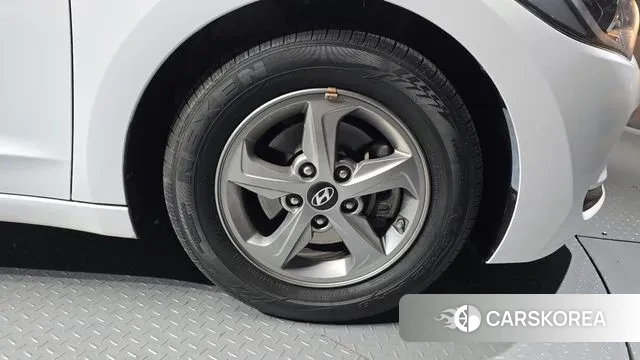 Hyundai Avante AD id 3737310 из Кореи 15