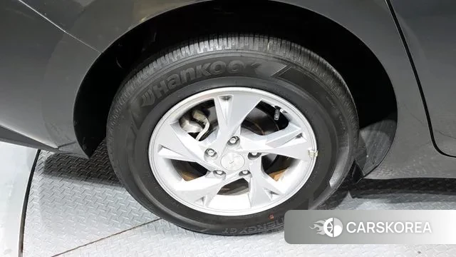 Hyundai Avante (CN7) id 3514002 из Кореи 15