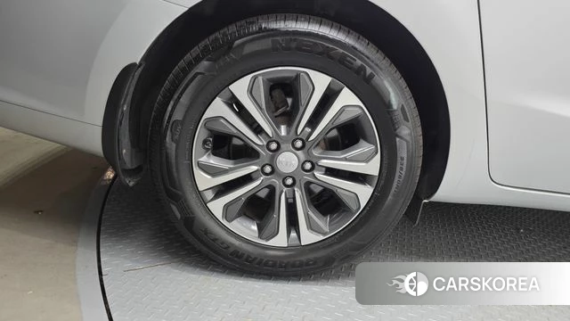 Kia The New Carnival id 4536611 из Кореи 28