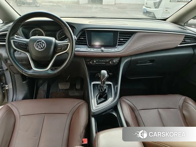 Buick GL6 2019 Шампань из Китая, фото 5