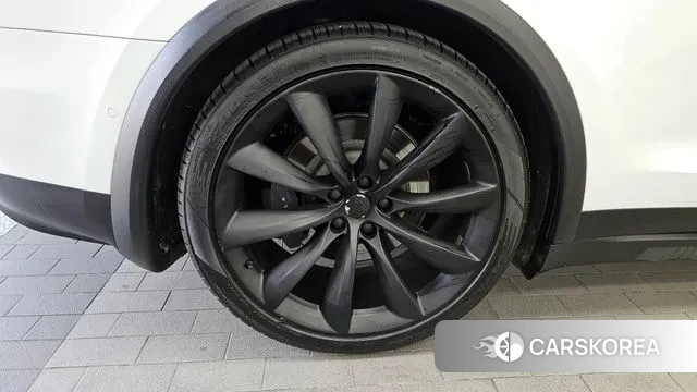 Tesla Model X id 3361921 из Кореи 15