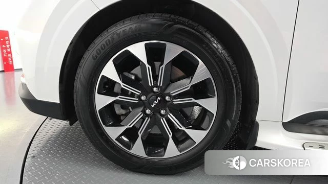 Kia Carnival 4th generation id 4322736 из Кореи 26