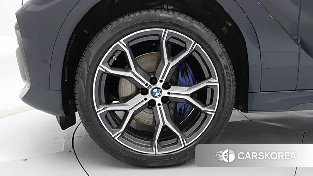 BMW X6 (G06) id 3819304 из Кореи 15
