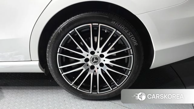 Mercedes-Benz C-Class W206 id 4591017 из Кореи 27