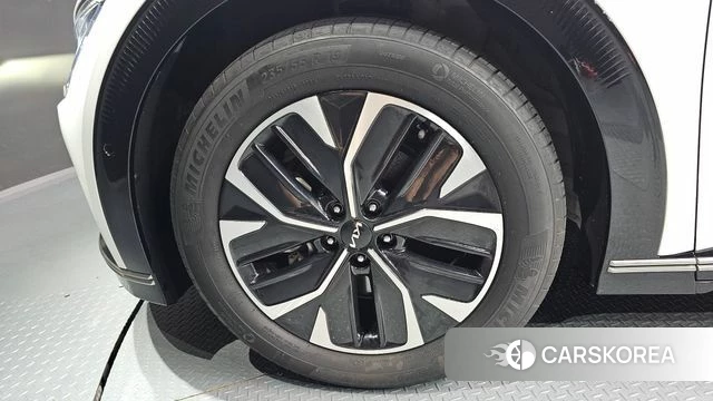 Kia EV6 id 4635796 из Кореи 25