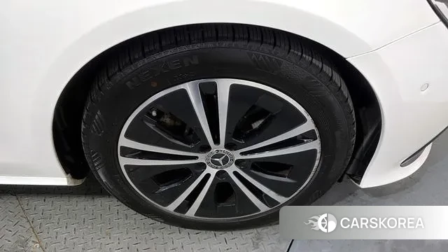 Mercedes-Benz E-Class W213 id 3616405 из Кореи 15