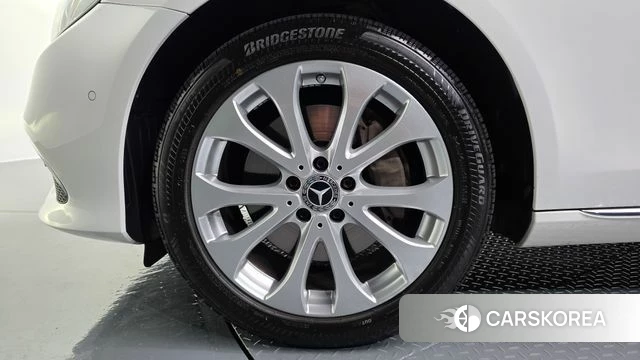 Mercedes-Benz E-Class W213 id 4465479 из Кореи 28
