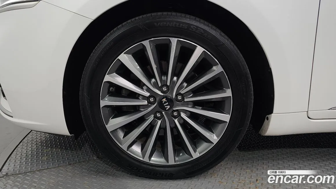 Kia Come New K7 id 2122748 из Кореи 15