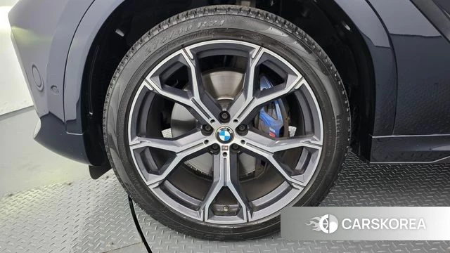 BMW X6 (G06) id 4906296 из Кореи 31