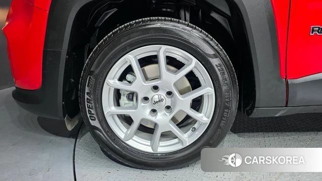 Jeep Renegade id 4281717 из Кореи 28