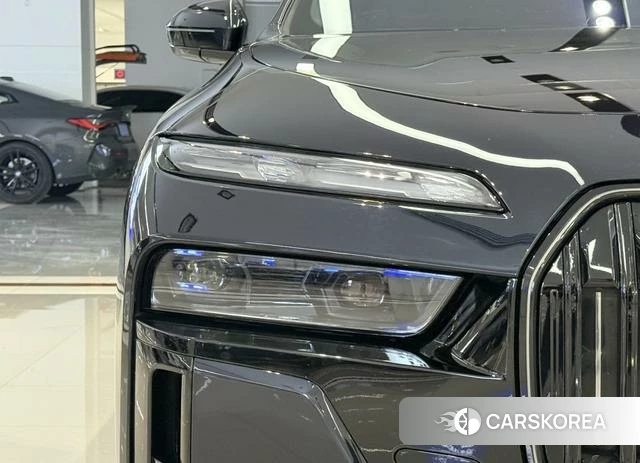 BMW 7 series id 4271299 из Китая 13
