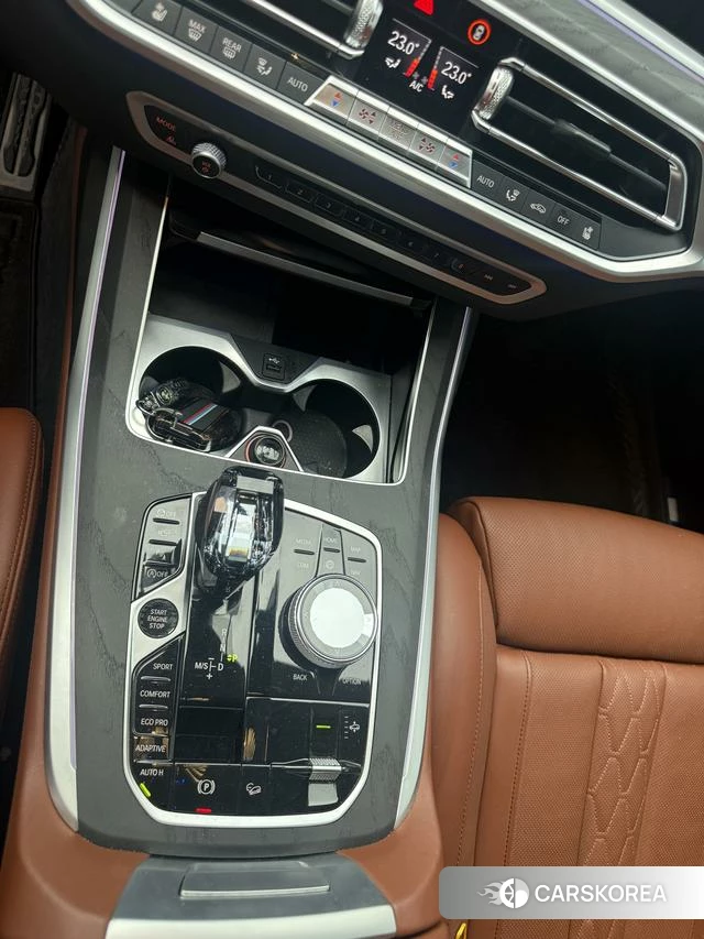 BMW X7 2022 Черный из Китая, фото 5