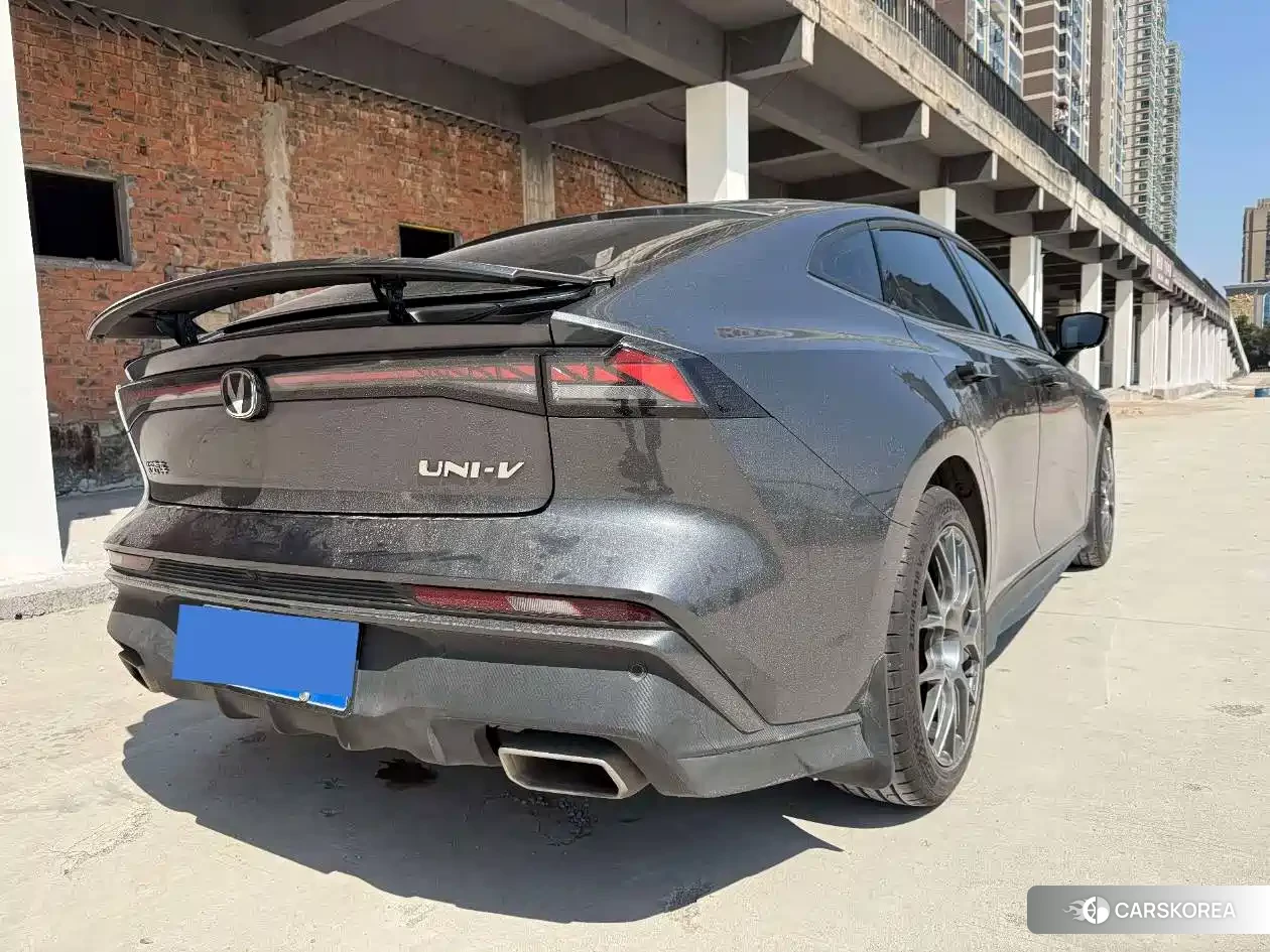 Chang'an Changan UNI-V id 4583764 из Китая 9