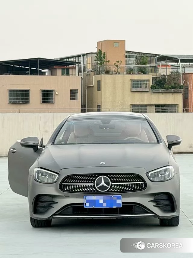 Mercedes-Benz E-class (imported) 2023 Темно-серый из Китая, фото 5