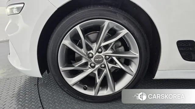 Genesis The New G70 id 3417148 из Кореи 15