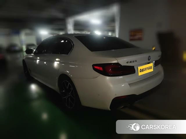 BMW 5 series 2022 Белый из Китая, фото 5