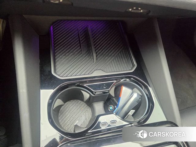 BMW 5 Series (G60) 2024 Белый из Кореи, фото 5