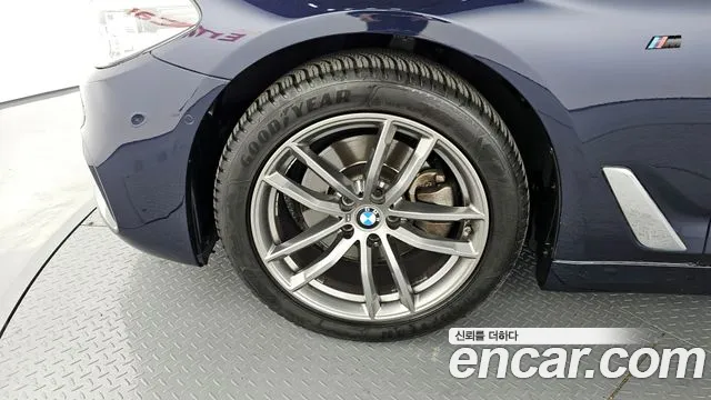 BMW 5 Series (G30) id 2706669 из Кореи 15