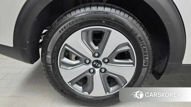 Kia The New Niro id 4780560 из Кореи 26
