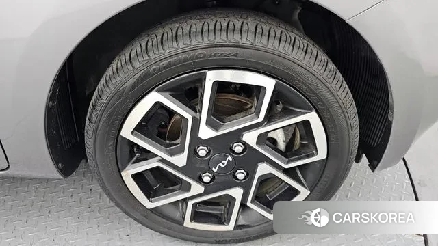 Kia The New Kia Ray id 3279153 из Кореи 15