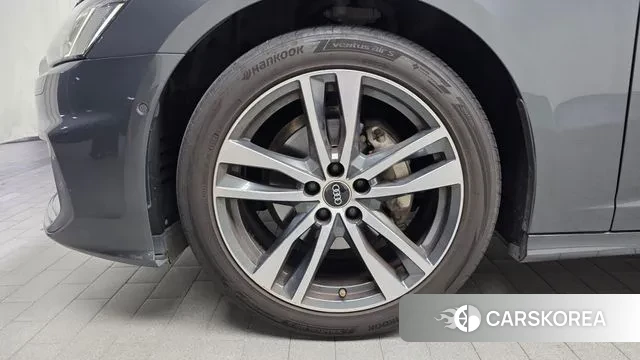 Audi A6 (C8) id 3366615 из Кореи 15