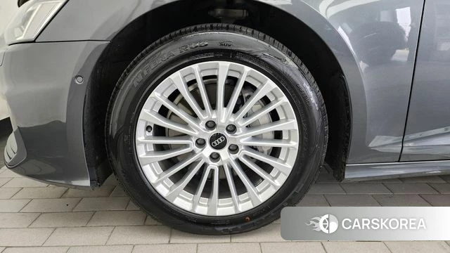 Audi A6 (C8) id 3852239 из Кореи 15