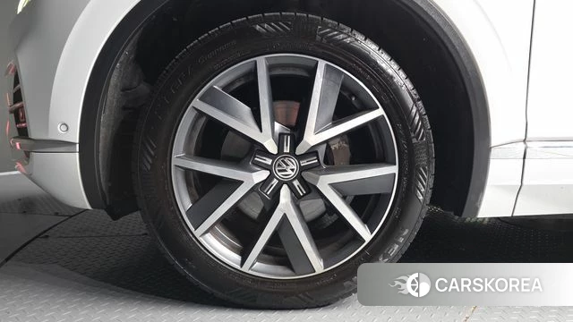 Volkswagen Touareg 3rd generation id 4836487 из Кореи 15
