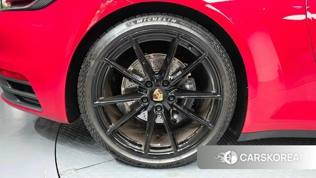 Porsche 911(992) id 4283367 из Кореи 15