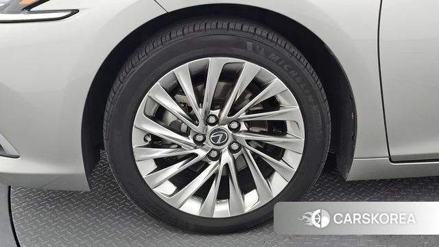 Lexus ES300h 7th generation id 4763198 из Кореи 27