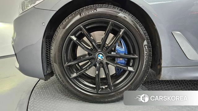BMW 5 Series (G30) id 4471803 из Кореи 31