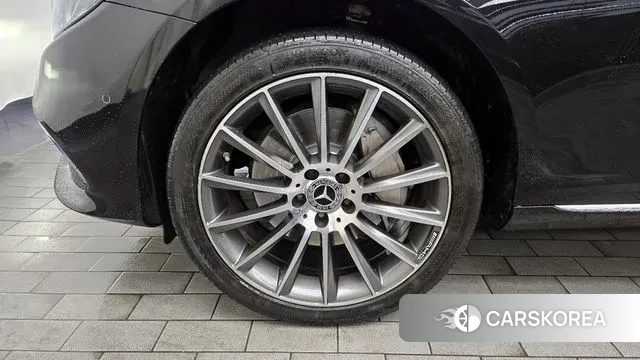 Mercedes-Benz E-Class W213 id 3509796 из Кореи 15