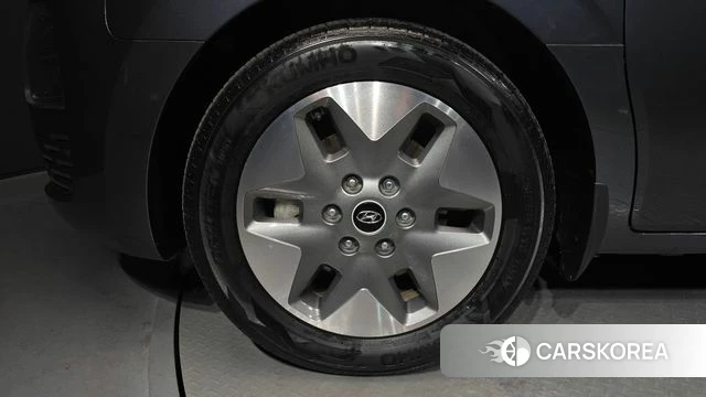 Hyundai Staria id 4309401 из Кореи 15