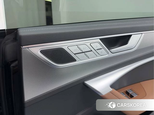 Audi A7L id 4300881 из Китая 21