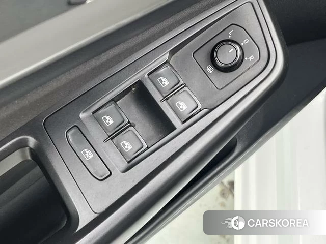 Volkswagen Bora id 4276561 из Китая 23