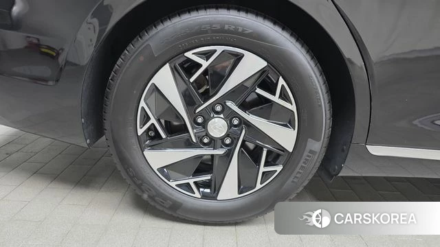 Hyundai The New Grandeur IG Hybrid id 4268831 из Кореи 27
